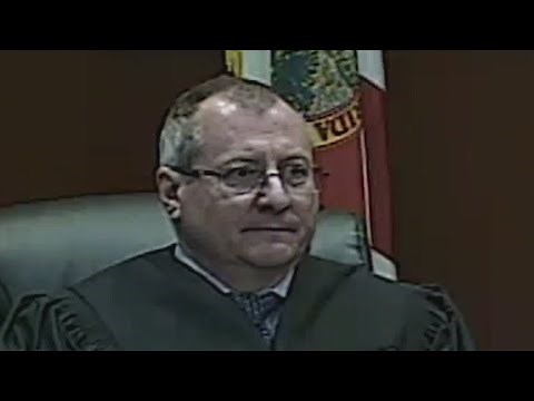 Florida judge has angry outburst at man looking for a seat in courtroom