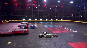 VIDÉO - Combats de robots : la folie des "battlebots" aux États-Unis