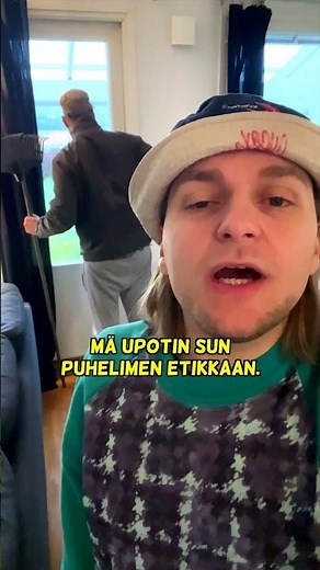 Laitoin iskän puhelimen etikkaan.