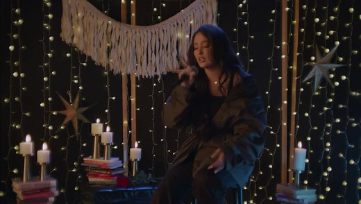 ‪tears of gold (stripped)... out now.‬ ‪faouzia.lnk.to/TOGPerformanceVidFA | Faouzia