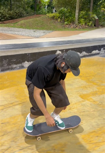Skateboarding Tips: Mastering Manual Maneuvers