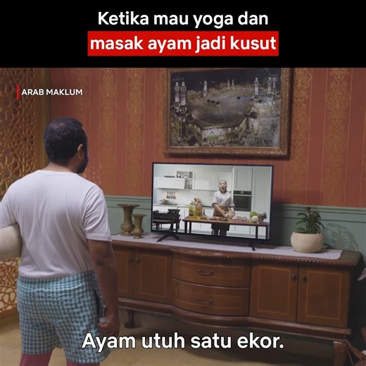 Si ayam jadi sehat, si abah jadi lezat. Tonton Arab Maklum sini: https://www.netflix.com/title/81786406 | Netflix