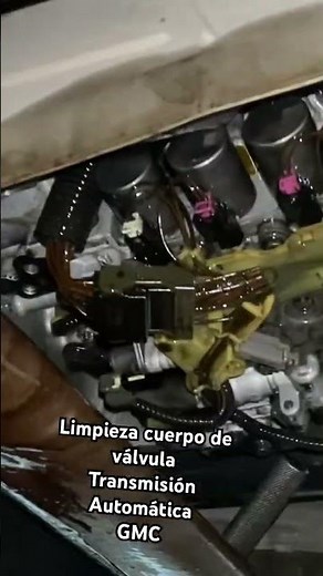 Cuando cambias tu aceite de transmisión, recuerda limpiar bien la zona y cambiar el filtro de aceite