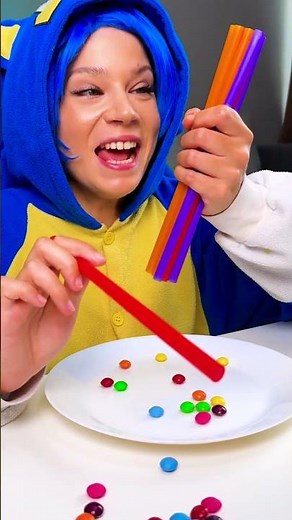 Candy Chaos: The Ultimate Straw Challenge! 🍭🎉