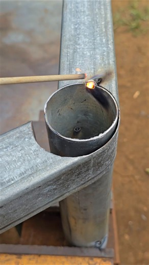 combination of square tube and round pipe on table pole