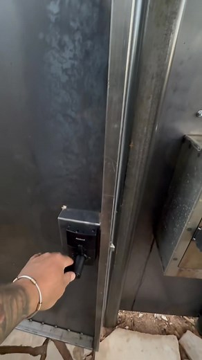 Annnnnd done with the courtyard gate! Side gate will be similar and coming up this week. Incorporated some new things I haven’t done before: hidden hinges, custom lockbox incorporated into the frame, and the way the door shuts without any visible gaps #goingcustom #welder #metalfab #customgates #brutalist #modern #metalfab #metalart #functionalart #metalgate | Going Custom