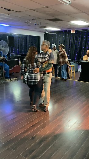 Dancing the night away at Mustang Birthday Bash Part 1 | Danniella Lynn Furlow