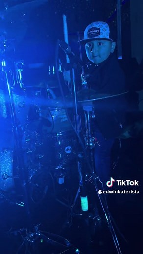El Gallo Negro con Los Farmerz: Un Concierto Inolvidable