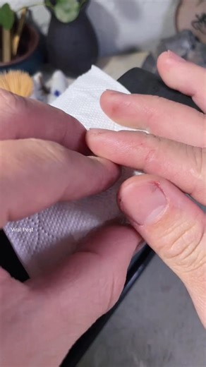 Making a Leaf-Patterned Tea Table | Viral Post