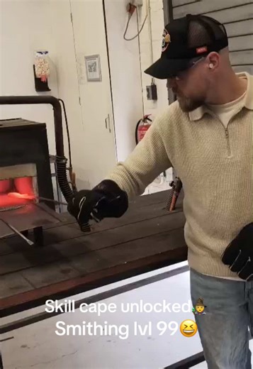 Unlocking the Smithing Skill Cape at Level 99 in RuneScape