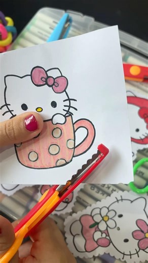 Hello kitty paper cutting asmr #hellokitty #asmr #oddlysatisfying