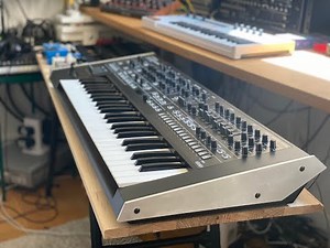 Roland SYSTEM-8 // Jupiter 8 Plug-out Patch Demo