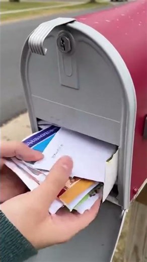 The Wedding Invitation Envelope You'll NEVER Throw Away!