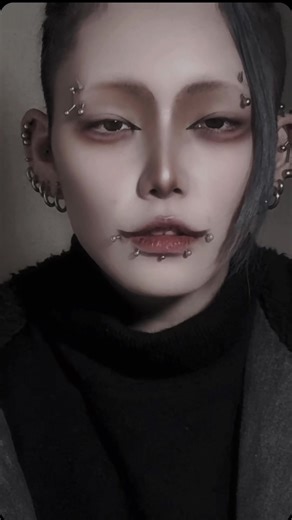 タトゥーとピアスの魅力を探る