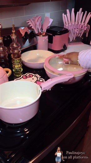 Unboxing Pink Pots and Pans from Amazon