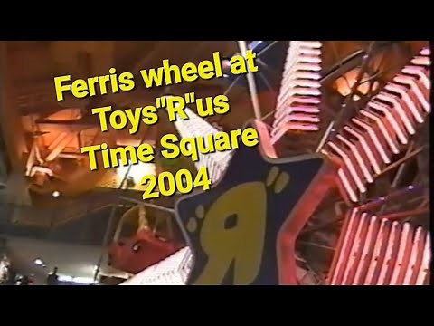 The iconic ferris wheel at Toys R us Times Square NYC #ferriswheel #toysrus