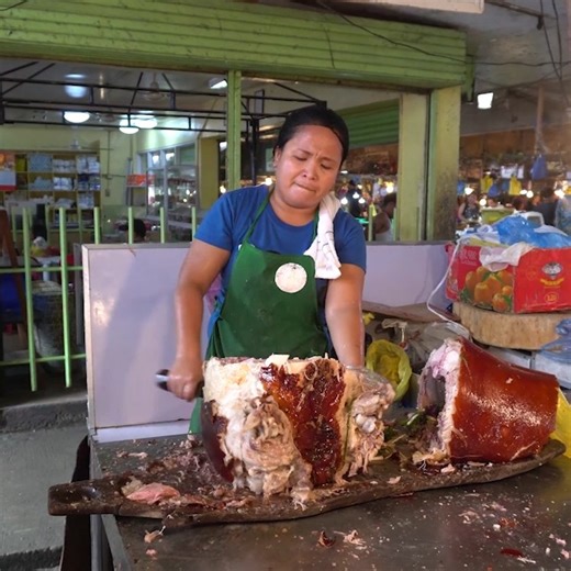 In Carcar, Cebu, lechon isn’t just food — it’s a tradition. I walk through the famous lechon market, see whole roast pigs lined up, hear the crispy skin crack, and try some of the most legendary Filipino lechon in the country. #Lechon #Philippines #Carcar #FilipinoFood #Cebu #StreetFood | Strictly Dumpling