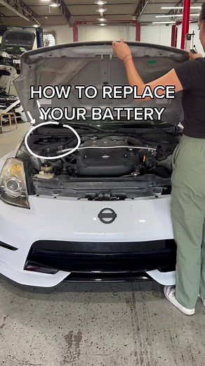 How to replace your car battery🔋✔️ #ad #350Z #Oreillypartner #oreillypowered