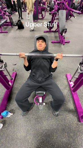 Upper Body Workout: Reverse Grip Benefits