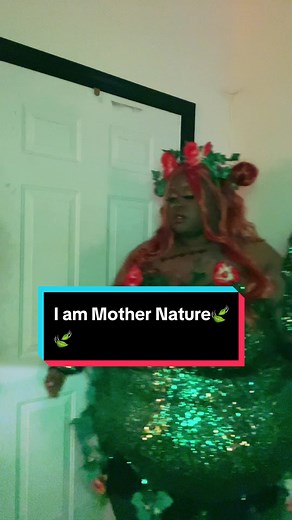 Poison Ivy Cosplay: Embracing Nature's Spirit