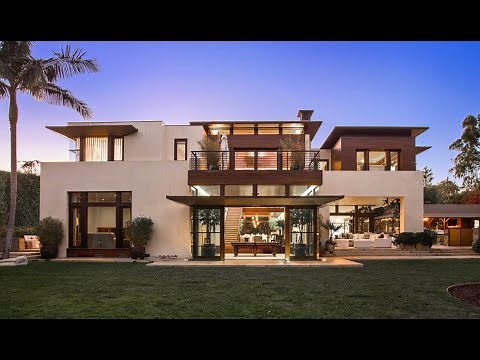 Matt Damon's Pacific Palisades stunning Mansion