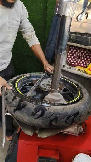 "Tyre changer machine" #viralshort #shorts #tyer #repairing #rajutyreripiarig120