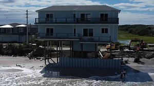 Vilano Beach home close to falling in ocean after Tropical Storm Ian