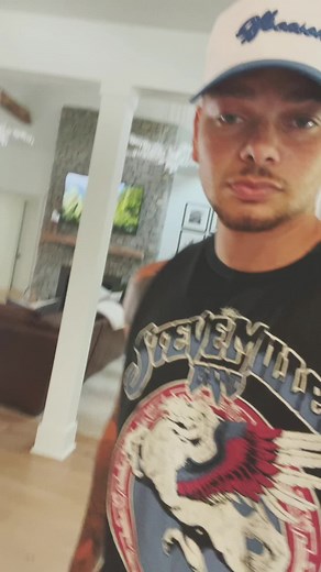 Kane Brown (@kanebrown)’s videos with original sound - Kane Brown