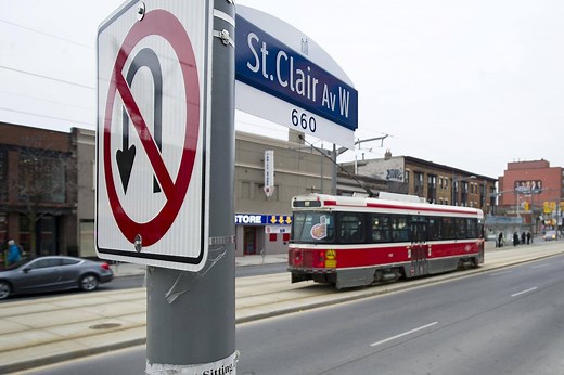Is it legal to make a U-turn at an intersection in Ontario?