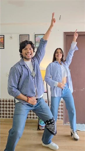 Paan ki dukan🔥🕺🏻 #oromeo #shahidkapoor #dance #share #subscribe #ytshorts #viral #trending