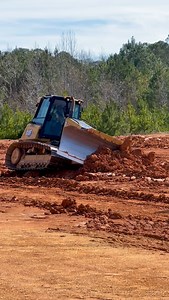 What are the experienced operators doing at your company to hand down knowledge to the next generation? — WORK THE DIRT — #workthedirt #digitdigitalgps #dozer #heavyequipment #training | Dig-It Digital GPS