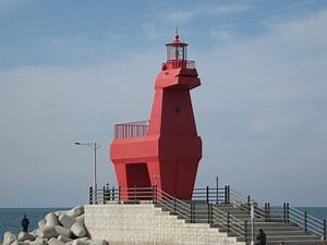 10 Weirdest Lighthouses In The World