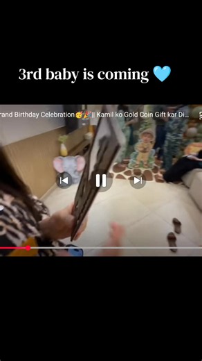3rd baby is coming: pregnancy announcement ideas and planning tips