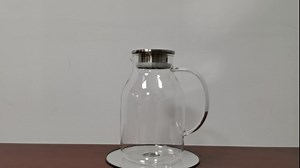 Karafu 68 Oz/2 Liter Glass Pitcher with Lid, Heat Resistant Water Jug for Hot/Cold Water, Ice tea and Juice Beverage