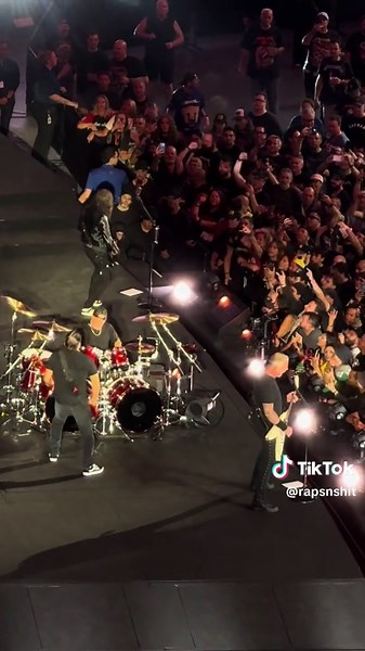BATTERY 🔋 Metallica opening night at The Sphere in Las Vegas, October 1 2026 #metallica #sphere #lasvegas #concert #metal