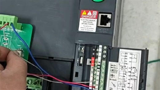 施耐德 变频器 Altivar 320 ATV320D15N4B 故障：客户反馈通讯报警