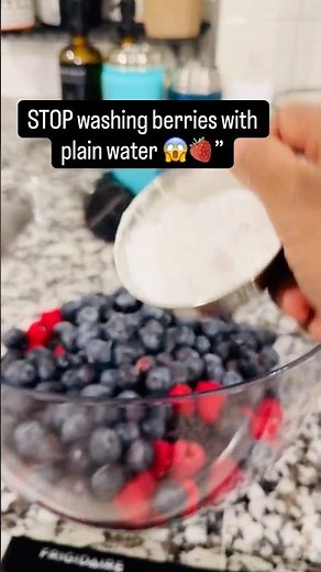 This is the safest way to wash berries at home 👩‍🍳✨” #minivlog #food #bihari
