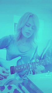 Healing frequency jams this evening ❤️💛💚💙💜 love to you all | orianthi