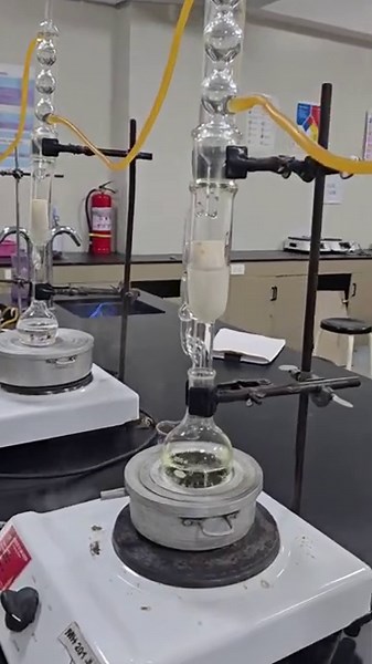 Soxhlet extraction #chemistry #lablife