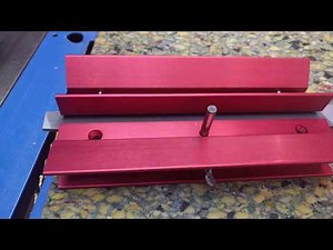 Card scraper jig by WoodCraft