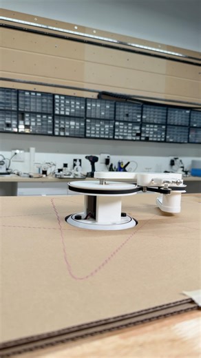 Star Drawing Mechanism with a surprise