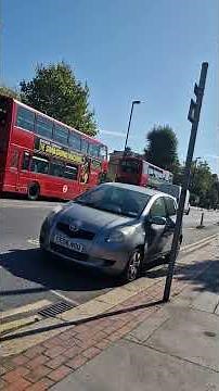 Stunning London Bus Ride at Croydon | London City Walk | Streets of London Route