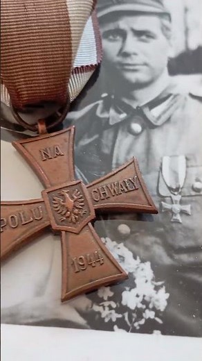 фильм Czterej pancerni i pies Четыре танкиста и собака Krzyz Walecznych 1944 польский Крест отважных