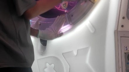 白茄子100.9进尾杀