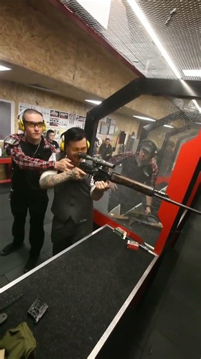 双重跳弹#国外合法射击 #国外合法场地拍摄射击 #伊尔库茨克 #贝加尔湖