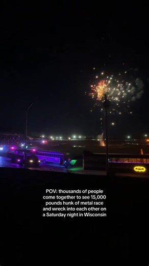 Cedar Lake Speedway: Thrilling Bus Racing Experience