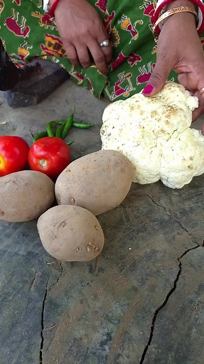 Niramish Phulkopi Recipe - Cauliflower Dish
