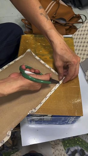 Combine the steps into a super beautiful handbag #sewing #sewingmachine #stiching #stitch #tailor #tips #satisfying #sewing #wool #handbags #asmr | Navilli