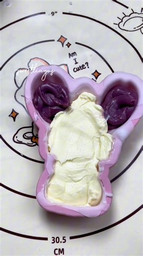 Making Wax Candy: A Colorful and Sweet Delight!