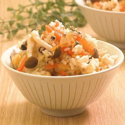 だしの香りが食欲そそる！ しじみ炊き込みご飯のレシピ動画・作り方 | デリッシュキッチン